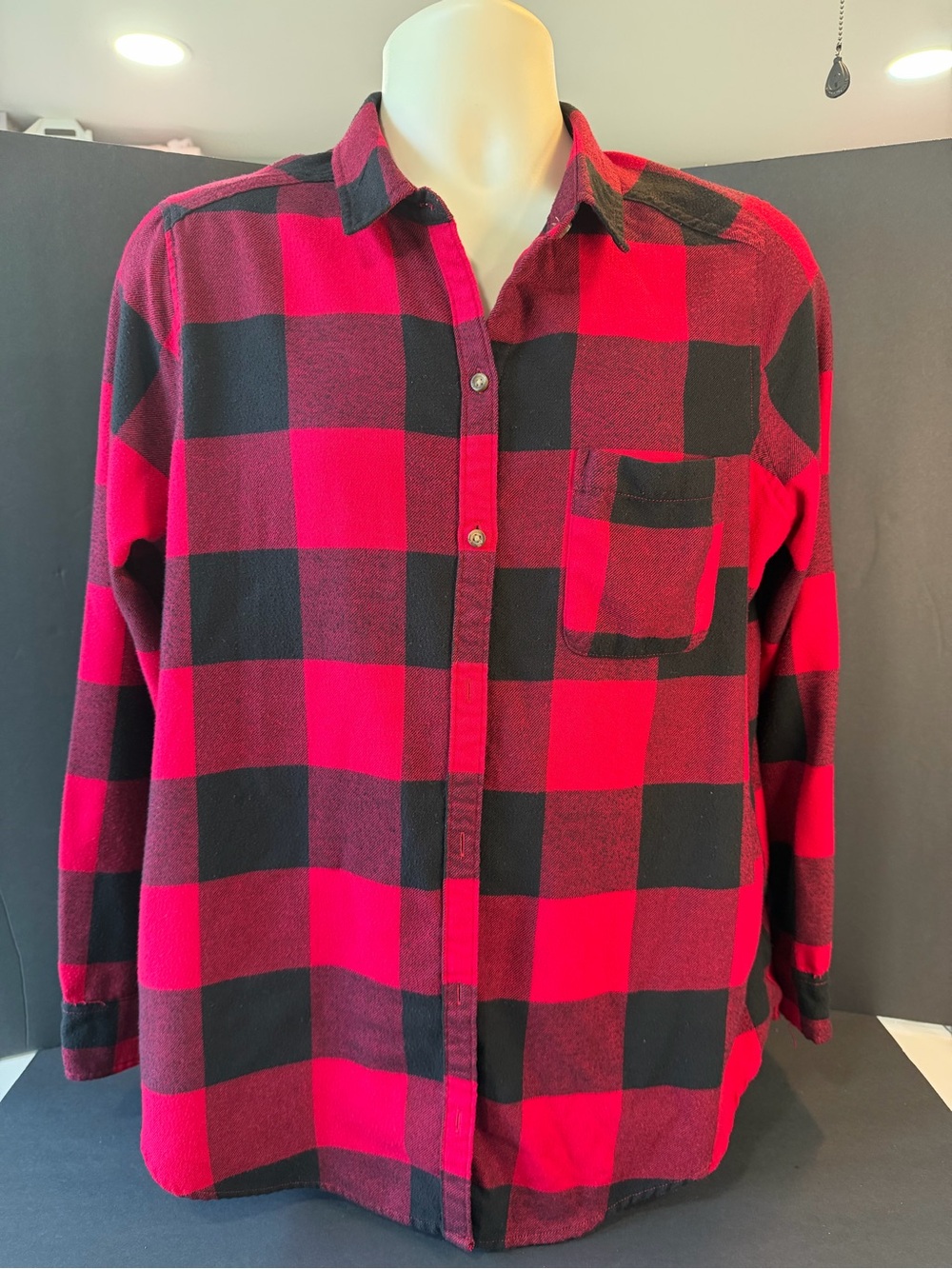 Hollister Red and Black Buffalo Plaid Button-Down Shirt